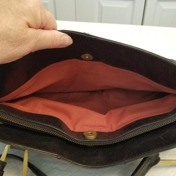 Maxx New York Black Gold Tone Zipper Pocket Studded Shoulder Bag - Picture 8 of 9